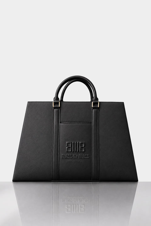 Sacra Pyramid Traveller Tote Bag Black